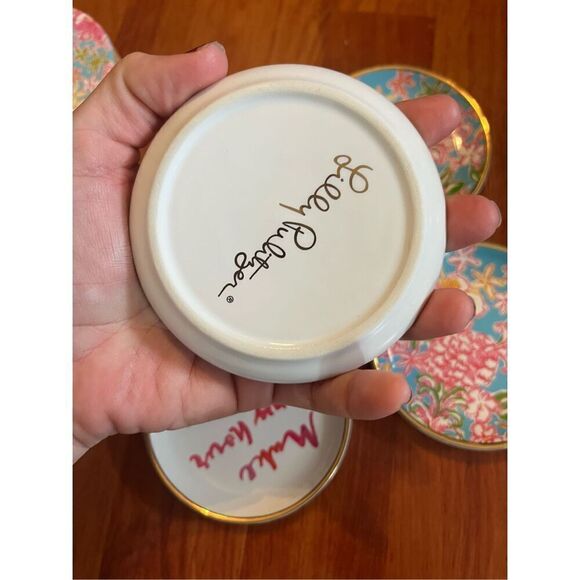 Set of 4 Lilly Pulitzer Ceramic Gold Rim Coasters 3.75" BREAKWATER BLUE LOLITA - Picture 3 of 13